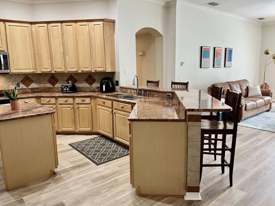Sandy Oasis 5 Bedroom With Pool Sarasota Bradenton Exterior photo